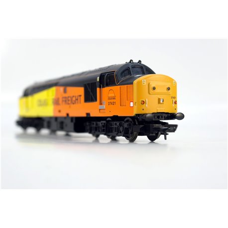 Hornby R30041TTS Class 37/4 37421 in Colas Rail Freight livery - Railroad plus range - TTS sound fitted. Used. OO Gauge 