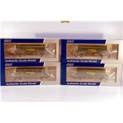 Set of Four HIA aggregate limestone hoppers in Freightliner green livery. Used. OO Gauge 