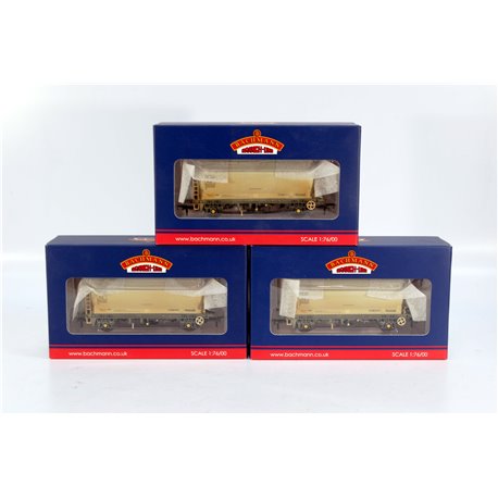 Three Bachmann 38-652 PCA Metalair Wagons - Weathered. Used. OO Gauge 