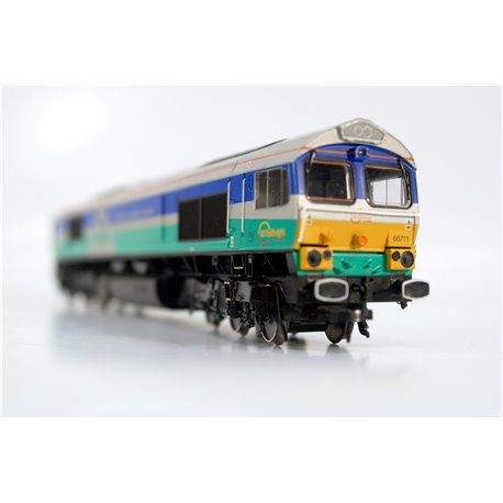 Bachmann Branchline 32-738 Class 66 66711 "Sence" in GBRF/Aggregate Industries livery. DCC Fitted . Used. OO Gauge 