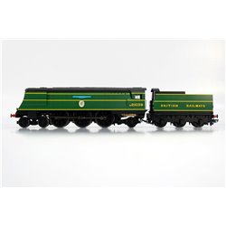 Hornby R3525 Battle of Britain Class (Air Smoothed) 4-6-2 S21C159 "Sir Archibald Sinclair" in British Railways malachite green. 