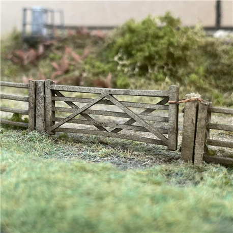 OO/HO kit Five Bar Gates (Pack of 3)