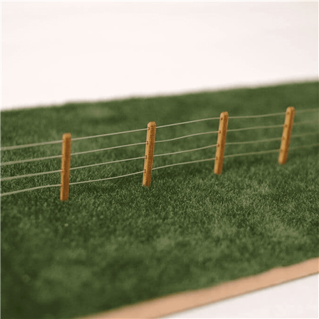 OO/HO kit 4ft Fence Posts (pre-drilled)