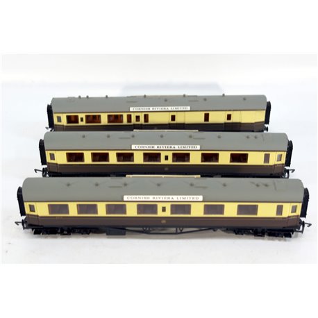 A Set of Three Mainline GWR Coaches. Used. OO Gauge 