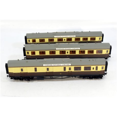 A Set of Three Mainline GWR Coaches. Used. OO Gauge 