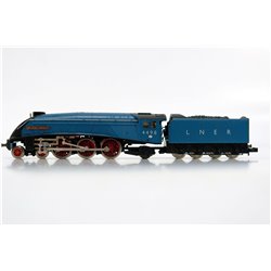 Minitrix 12946 A4 4-6-2 LNER Blue "Sir Nigel Gresley" "4498". Used. N Gauge 
