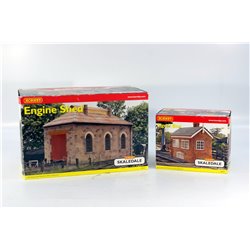 Hornby Skaledale Signal Box and Engine Shed. Used. OO Gauge 