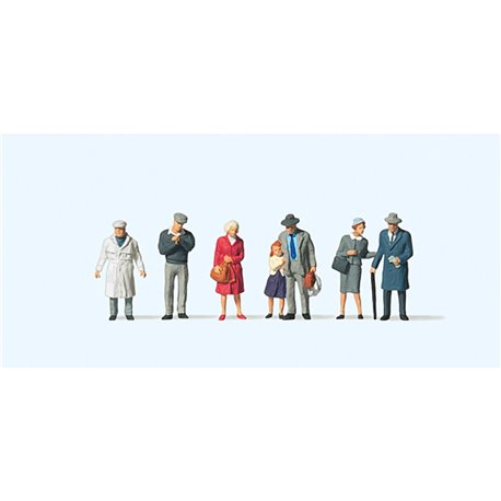 On the Platform (7) Figure