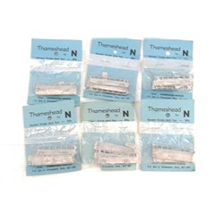 Thameshead white Metal Modern Single Deck Bus X 6. Used. N Gauge 