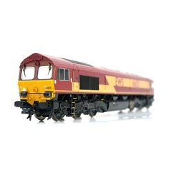 Bachmann Branchline 32-725 Class 66 66135 in EWS Livery. Used. OO Gauge 