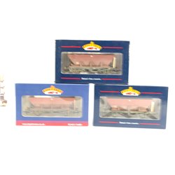 Set of Three Bachmann Hopper Wagons - Weathered. Used. OO Gauge 
