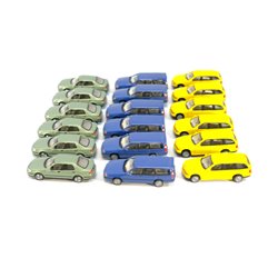 A Collection of 1/76 Cars (x18) ideal for a garage forcourt . Used. OO Gauge 