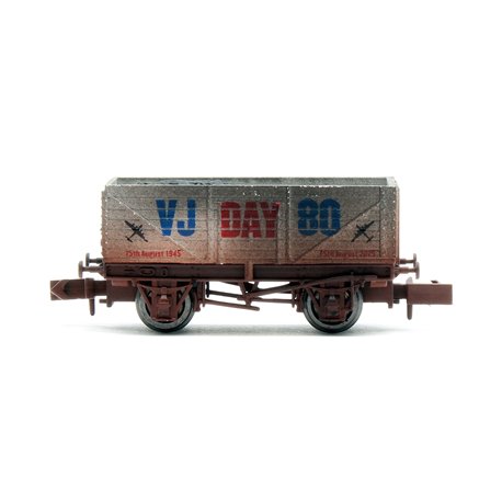 7 Plank VJ Day Airforce 80th Anniversary Weathered