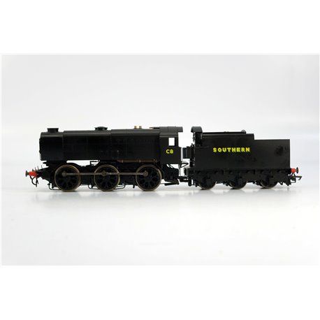 Hornby R2343 Class Q1 Bulleid Austerity 0-6-0 C8 in SR black. Used. OO Gauge 