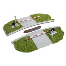 Level crossing curved 310mm radius single track TT
