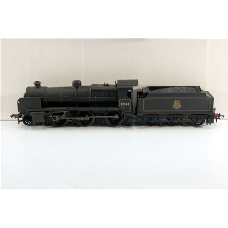 Bachmann Branchline 32-156 Class N 2-6-0 31844 and tender in BR lined black with early emblem (weathered). Used. OO Gauge 