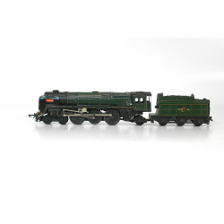 Tri-ang TT - T97 Britannia Locomotive and Tender. TT Gauge USED