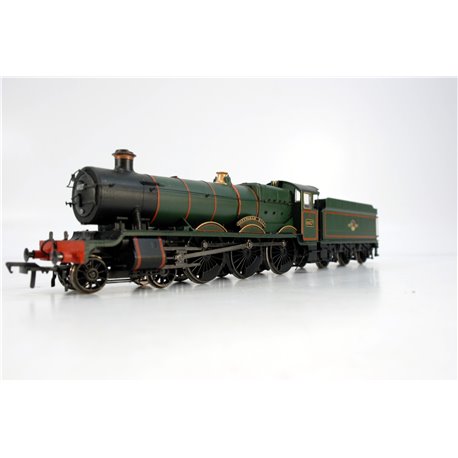 Bachmann Branchline 32-001 Class 4900 Hall 4-6-0 6937 "Conyngham Hall" in BR green with late crest. Used. OO Gauge 