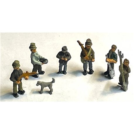 Hunting / Farming Figs (N Scale 1/148th) Unpainted Kit
