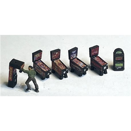 4 x Pinball, 1 Change 1 boxing machines / decals (Nscale 1/148th) Unpainted Kit