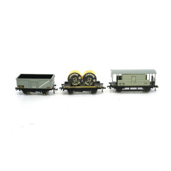 A Set of Three Boxed Hornby Dublo Wagons. OO Gauge USED