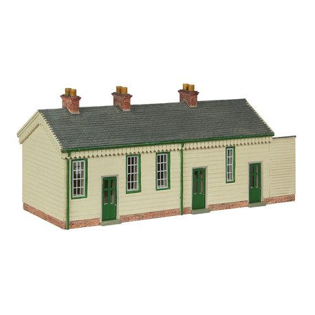 S&DJR Wooden Station Building Green