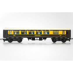 Tri-ang TT T185 Pullman 1st Class Kitchen Coach. TT Gauge USED