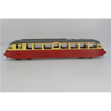 Dapol 7D-011-005 O Gauge Streamlined Diesel Railcar W8W BR Lined Carmine & Cream DCC + Sound Fitted. Used. OO Gauge 