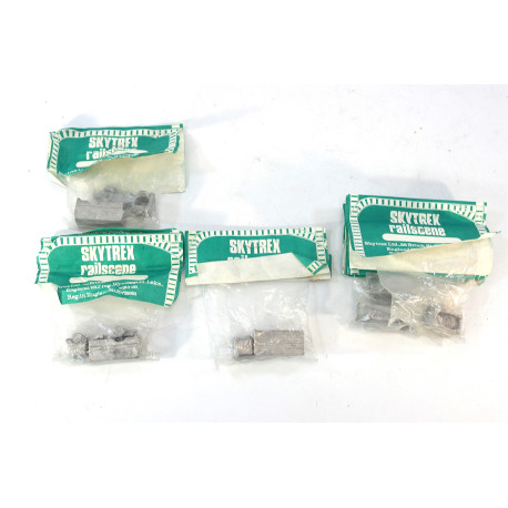 A selection of Skytrex white metal vehicles . Used. N Gauge