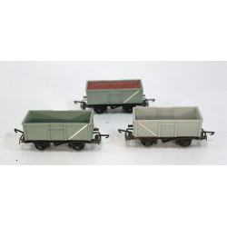 A Set of 3 Tri-ang TT Mineral Trucks . TT Gauge USED