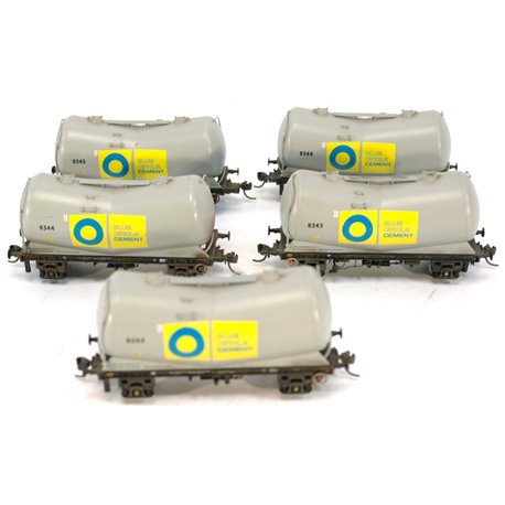 5 X Hornby R6253 VEE VEE Tank Wagon - 'Blue Circle Cement' . Used. OO Gauge 