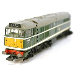 Hornby R2572 Class 31 D5640 in BR green Project, DCC Fitted Used. OO Gauge 