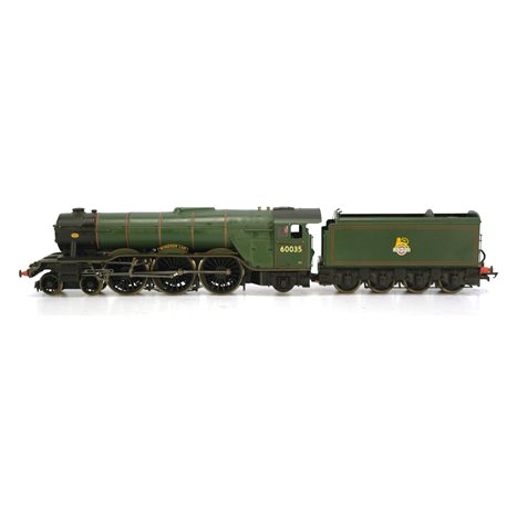 Hornby R2341 Class A3 4-6-2 60035 "Windsor Lad" in BR Green. DCC Fitted . Used. OO Gauge 