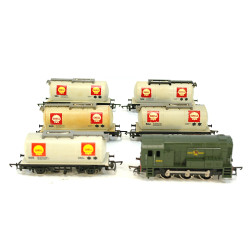 Lima 08 Shunter in BR Green plus 5 Shell tank wagons. Used. OO Gauge