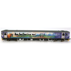 Hornby R30071 Class 153 single-car DMU 153380 in ScotRail Highlands livery.Used. OO Gauge 