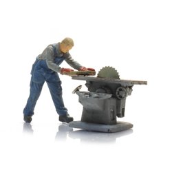 Circular Saw w/Figure