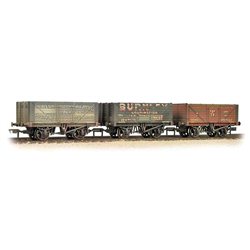 Coal Trader’ Triple Pack 7 Plank Private Owner Wagons
