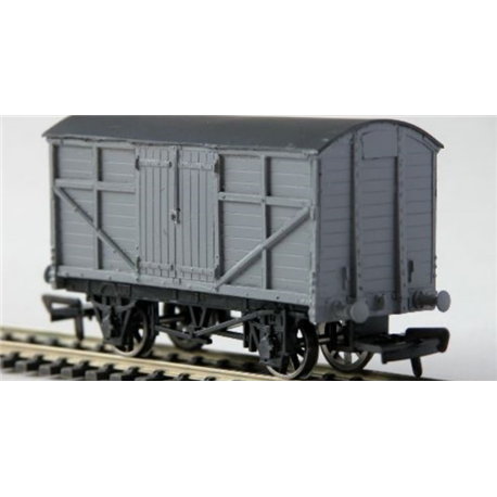 LBSCR 6/10 ton Cattle Wagon S.R. Dia. 1527 Rebuilt (8)